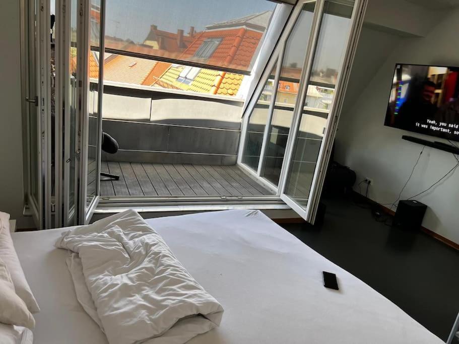 6 Zimmer Maisonette-Penthouse Pool Dachterrasse Luxus Мюнхен Екстер'єр фото