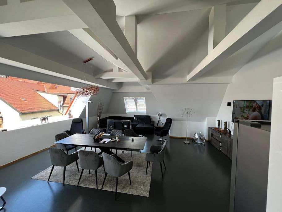 6 Zimmer Maisonette-Penthouse Pool Dachterrasse Luxus Мюнхен Екстер'єр фото