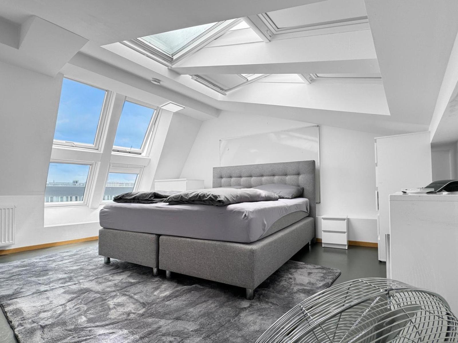 6 Zimmer Maisonette-Penthouse Pool Dachterrasse Luxus Мюнхен Екстер'єр фото