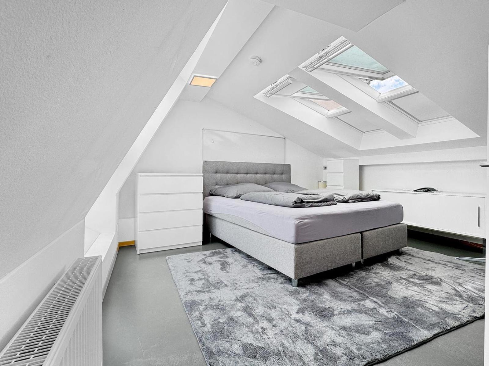 6 Zimmer Maisonette-Penthouse Pool Dachterrasse Luxus Мюнхен Екстер'єр фото